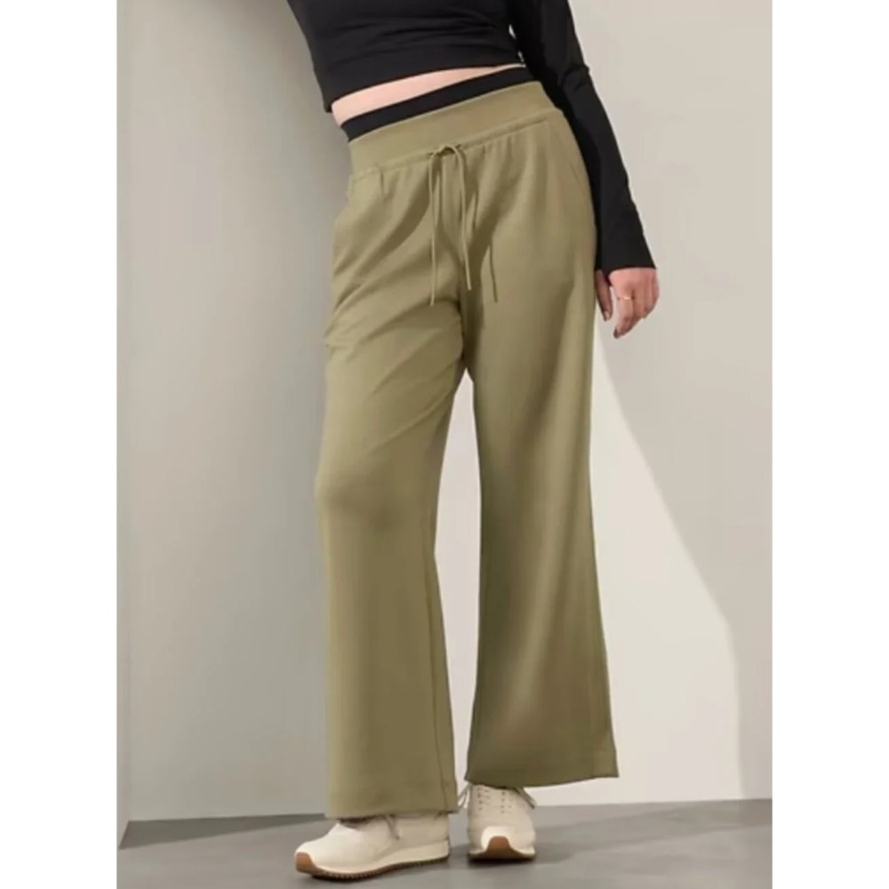 Athleta Allure Wide Leg Pant Olive Green High Rise Women's Athleisure - Size L